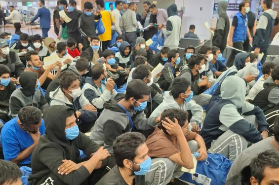 লিবিয়া থেকে দেশে ফিরলেন ১৭৪ বাংলাদেশি