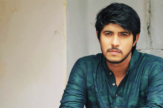 বন্যার্তদের পাশে অভিনেতা তৌসিফ
