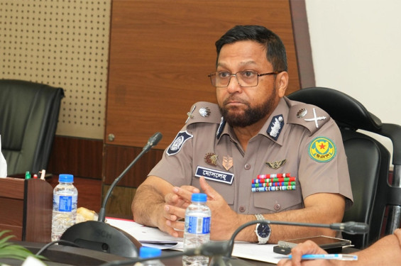 অপরাধীর কোনো দল, মত, সামাজিক শ্রেণি নেই : ডিএমপি কমিশনার