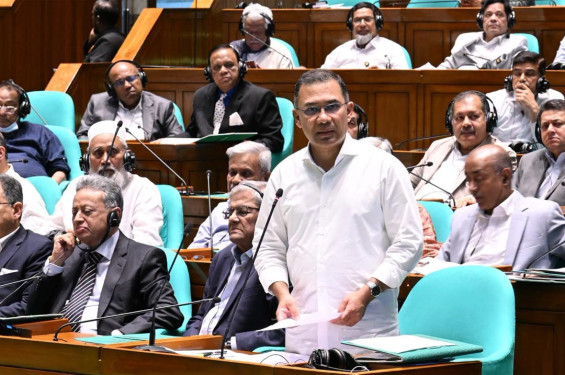 জাতীয় ঐক্যের ডাক দিলেন প্রধানমন্ত্রী