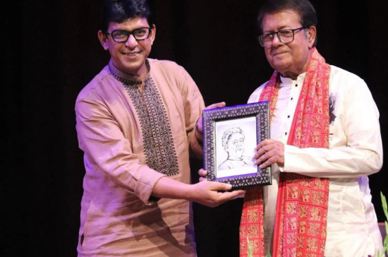 গুরুকে শ্রদ্ধা জানিয়ে চঞ্চল চৌধুরীর আবেগঘন পোস্ট