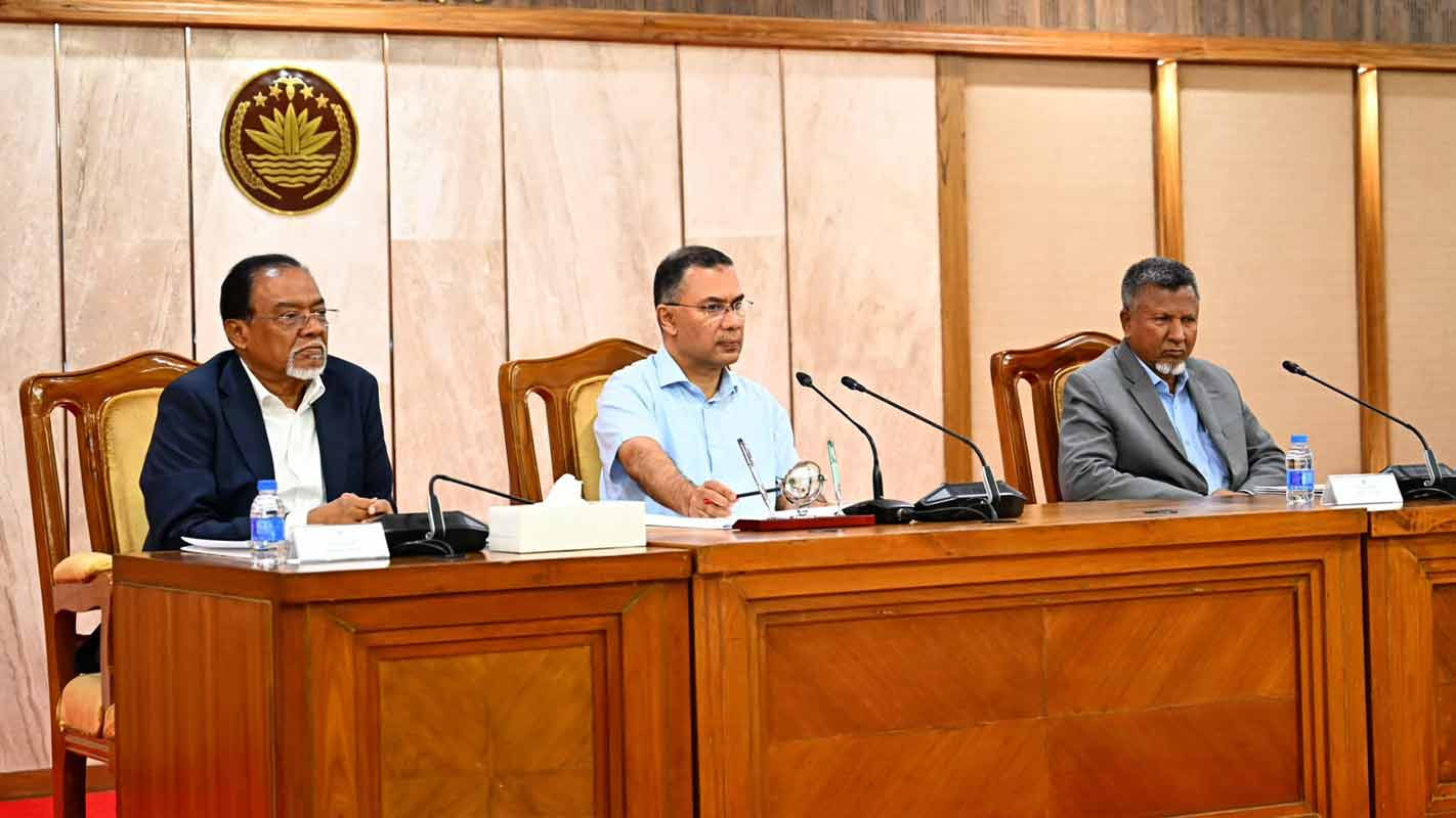 দেশ ও মানুষের কল্যাণে কাজ করুন, ইউএনওদের প্রধানমন্ত্রী