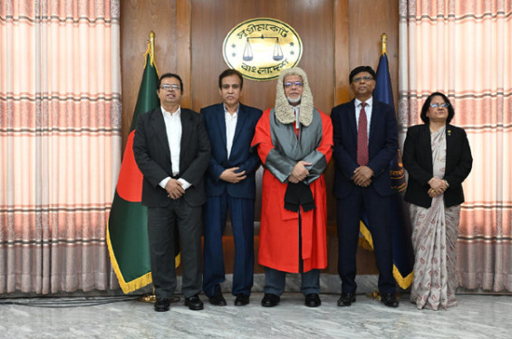 শপথ নিলেন পিএসসির নতুন ৪ সদস্য