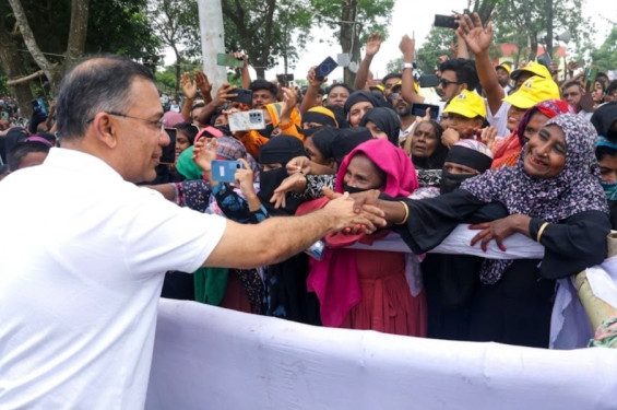 ৬৬.৩ শতাংশ মানুষ প্রধানমন্ত্রীর কাজে সন্তুষ্ট