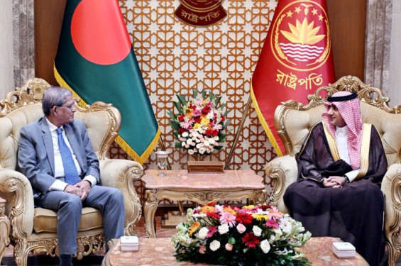 রাষ্ট্রপতির সঙ্গে সৌদি রাষ্ট্রদূতের সৌজন্য সাক্ষাৎ