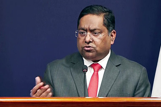 বাংলাদেশে হিন্দু 'পরিবার লক্ষ্য করে হামলা'য় ভারতের উদ্বেগ