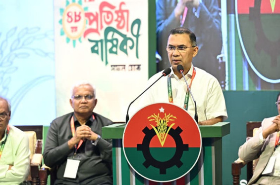 কিছু দল অরাজকতা সৃষ্টির পাঁয়তারা করছে : প্রধানমন্ত্রী