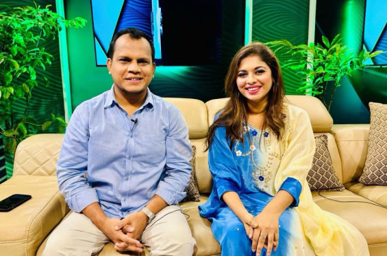 সুর-শব্দে উড়ছে তাদের ‘প্রজাপতি’
