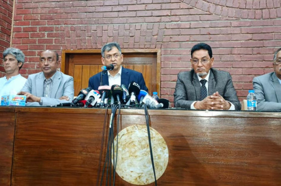 ডিসেম্বরের মধ্যে সংবিধান সংশোধনের চূড়ান্ত রিপোর্ট