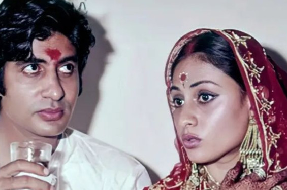 পরিবারকে না জানিয়ে জয়াকে বিয়ের গল্প জানালেন অমিতাভ