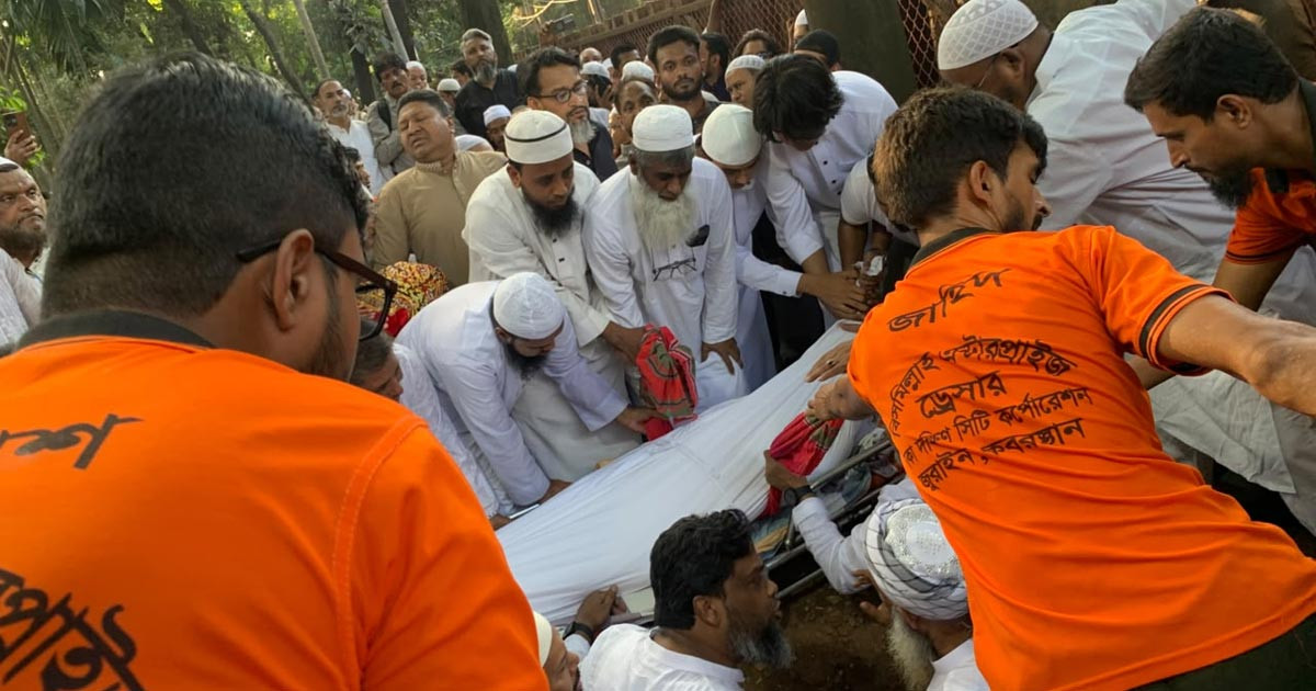 চিরনিদ্রায় শায়িত হলেন সালাহউদ্দিন আহমেদ