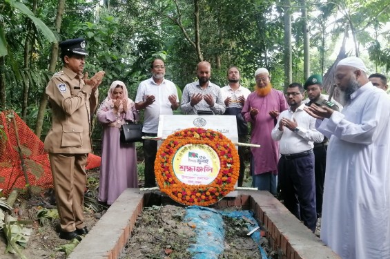 বামনায় জুলাই গণঅভ্যুত্থান দিবসে শহীদদের কবরে শ্রদ্ধা নিবেদন ও বিজয় মিছিল