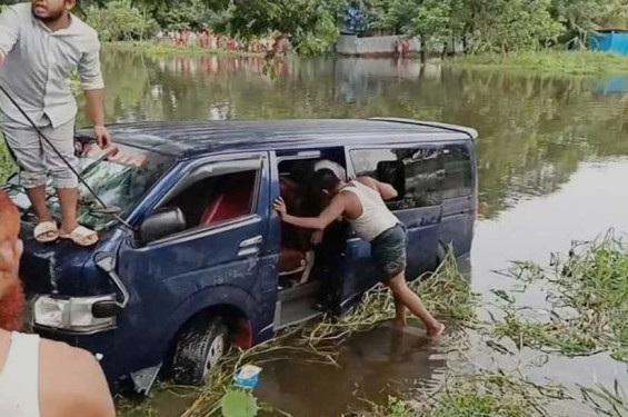 নোয়াখালীতে একই পরিবারের ৭জনের মৃত্যুর ঘটনায় চালকের বিরুদ্ধে মামলা