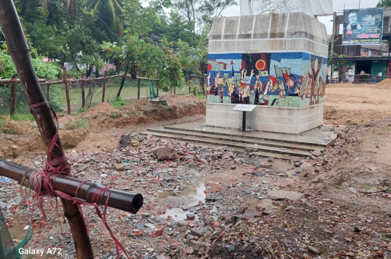 চসিকের নতুন স্থাপনা নির্মানের চুক্তিতে নাগরিকের স্বস্থিময় সবুজ সৌন্দর্য ও ঐতিহ্য হারাবে বিপ্লব উদ্যান