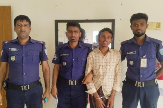 বিশ্বম্ভরপুরে তিন ভাবিকে ছুরিকাঘাত দেবরের: একজনের মৃত্যু