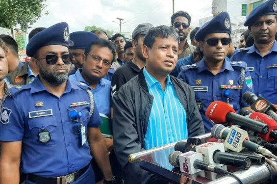 আনার হত্যা মামলা নিয়ে রাজনৈতিক চাপ নেই: ডিবি হারুন