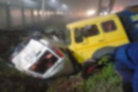 সিলেটের ধোপাগুলে ট্রাক-কার সংঘর্ষে  স্বামী-স্ত্রী নিহত