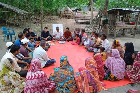 শ্যামনগরে গ্রামের কৃষকরা জৈব কৃষি চর্চায় উদ্বুদ্ধ হচ্ছে