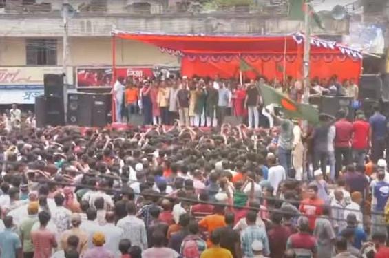 ঝিনাইদহে জেলা বিএনপি'র আনন্দ মিছিল