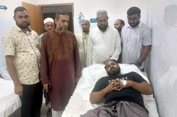 সিলেটে আহতদের পাশে জামায়াত
