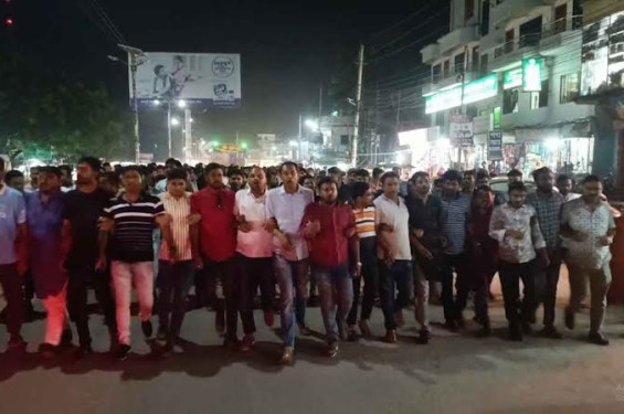 ঝিনাইদহে ছাত্রদলের বিক্ষোভ মিছিল ও সমাবেশ