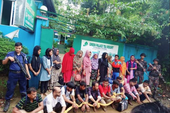 দুটি আবাসিক রিসোর্টে অসামাজিক কার্যকলাপের অপরাধে ২১ নারী-পুরুষকে আটক