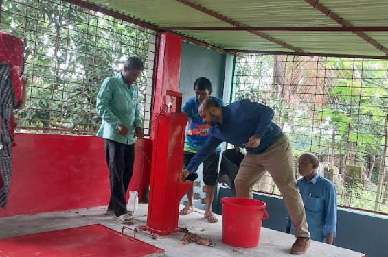 মোংলায় ডা. শাহীন'র উদ্যোগে "মেডিকেল বর্জ্য ব্যবস্থাপনা পিট"