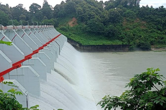 ফের কাপ্তাই হ্রদের পানি বৃদ্ধি: এবার বাঁধের জলকপাট খোলা হলো ৫ ফুট