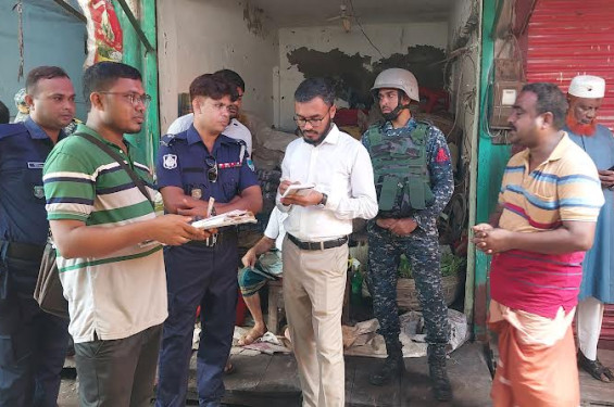 মোংলায় বাজার মনিটরিংয়ে জরিমানা