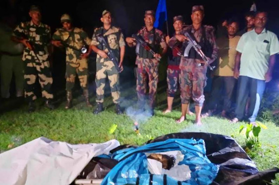ঠাকুরগাঁওয়ে সীমান্তহত্যা - ৪৮ ঘন্টা পর কিশোর জয়ন্ত’র লাশ ফেরত