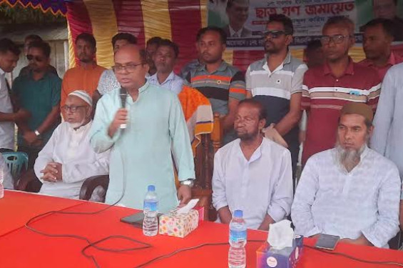 ফুলবাড়িয়ায় বিএনপির উদ্যোগে ছাত্র গনজমায়েত