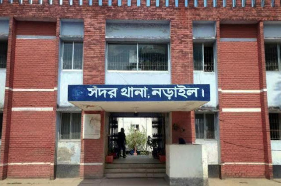 নড়াইল পৌরসভার সাবেক কাউন্সিলর গ্রেফতার