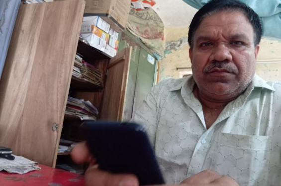 নিরাপত্তা প্রহরীর হাতে বাঁশখালীর খাদ্য অফিস!