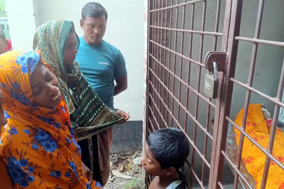 হরিণাকুন্ডুতে সাপের কামড়ে এক যুবকের মৃত্যু