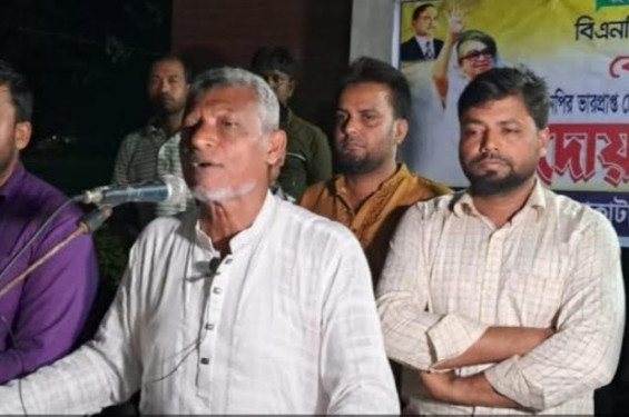 শরণখোলায় বেগম খালেদা জিয়ার রোগ মুক্তি কামনা ও তারেক রহমানের মামলা প্রত্যাহারের দাবীতে বিএনপি’র সভা অনুষ্ঠিত