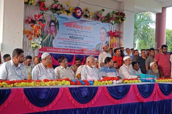 শ্যামনগরে দুর্গা পুজা মন্ডপ প্রতিনিধিদের সাথে বিএনপির মতবিনিময়সভা