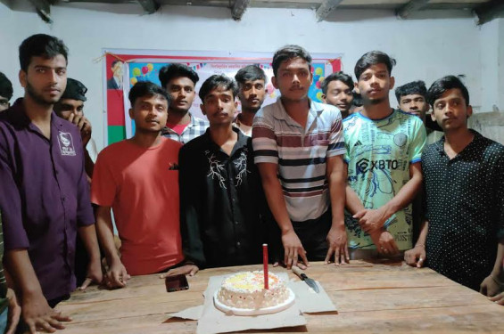 শরণখোলায় জেলা সদ্য সাবেক সাধারণ সম্পাদক  ছাত্রদল নেতা আলী সাদ্দাম আহমেদ দীপ এর জন্মদিন পালন