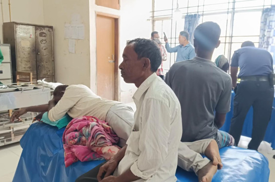 আবারও উত্তপ্ত ঝিনাইদহের ফুরসন্দি ইউনিয়ন