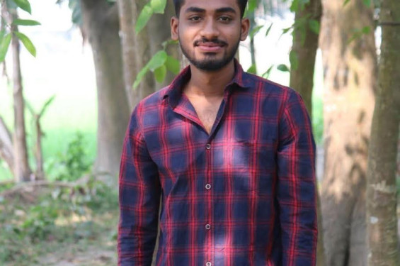 পূর্ব বিরোধের জেরে  ছুরিকাঘাতে যুবক নিহত গুরুতর আহত ২, অভিযুক্তের বাড়িতে জনতার আগুন
