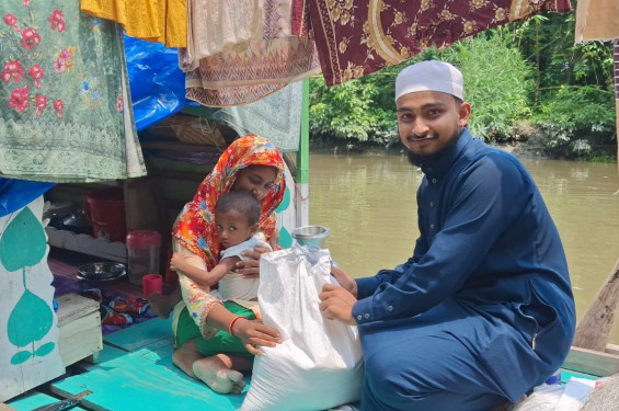 মান্তা সম্প্রদায় মানুষের পাশে দাড়িয়েছে মানবিক সংগঠন স্প্রেইড হিউম্যানিটি