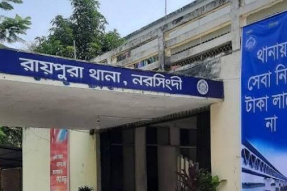পুলিশের গাড়ী থামিয়ে হামলা,আসামি ছিনতাই, কনস্টেবল আহত
