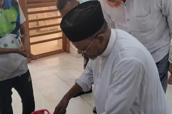 জালিয়াতি করে সরকারি বরাদ্দের বাইসাইকেল নিয়েছিল উপজেলা জামায়াত আমির, তথ্য ফাঁস হওয়ার ফেরত দিলো বাইসাইকেল