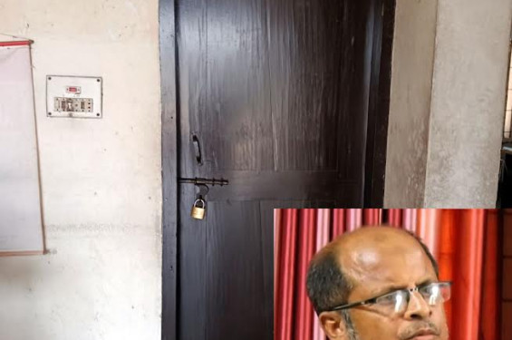 মহেশপুর পৌরসভায় মেগা প্রকল্পে হরিলুট, বিলে সই না করায় প্রকৌশলীর কক্ষে তালা!