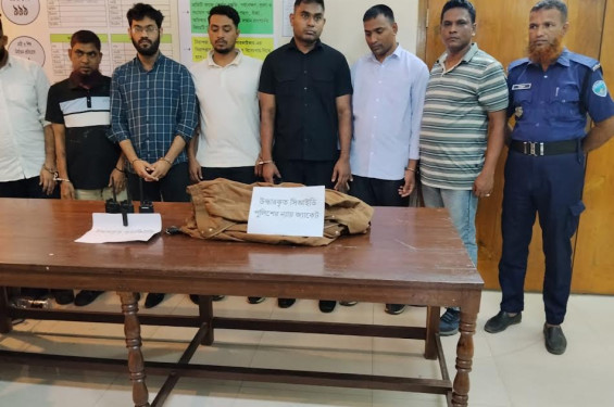 নোয়াখালীতে সিআইডি পরিচয়ে নারী অপহরণচেষ্টার সময় সাবেক সেনা ও নৌ সদস্যসহ গ্রেপ্তার ৭