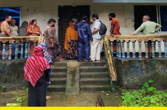 বাউফলে ভূয়া এনজিওর প্রতারণা, ১৫ লাখ টাকা নিয়ে উধাও