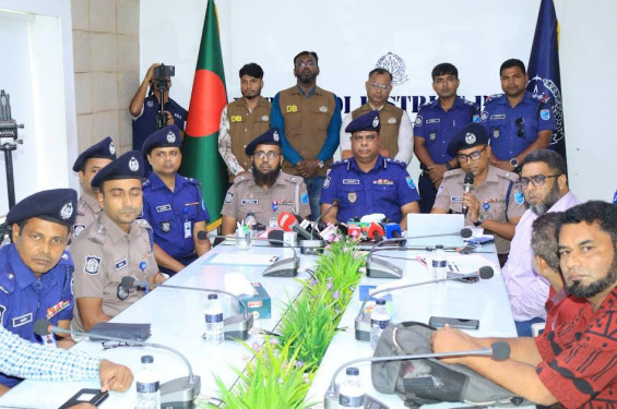 নরসিংদীতে সপ্তাহব্যাপী বিশেষ অভিযানে গ্রেপ্তার ২৩৭, উদ্ধার প্রায় ১ কোটি ৮৬ লাখ টাকার অবৈধ মালামাল