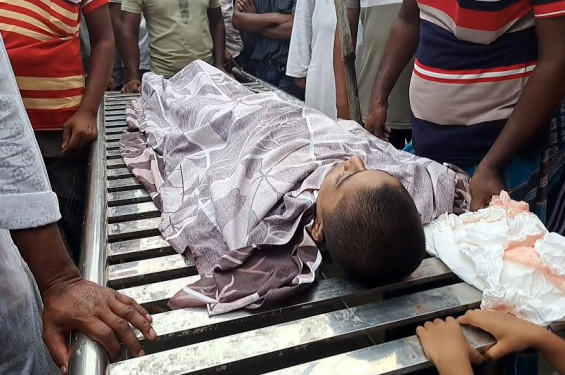 নড়াইলে শিক্ষকের বিরুদ্ধে মাদ্রাসাছাত্রকে হত্যার অভিযোগ, শিক্ষকদের দাবি অসুস্থতায় মৃত্যু