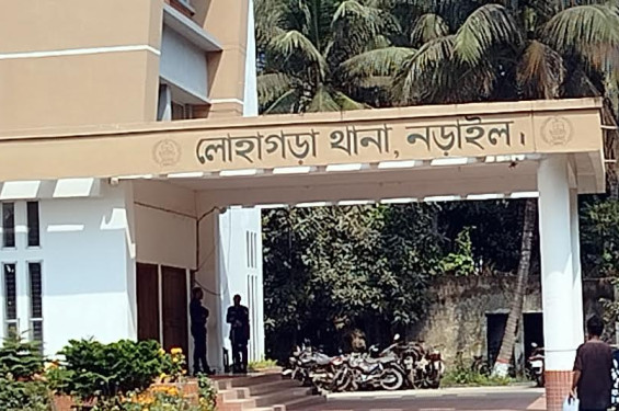 নড়াইলের মাটিয়াডাঙ্গা গ্রামে একজনকে কুপিয়ে হত্যা, নারীসহ আহত ৬
