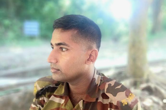 পিয়াসের শেষ বিদায়ে কাঁদল মালিপাড়াবাসী ও বাবা হারা ছোট্ট মেয়ে
