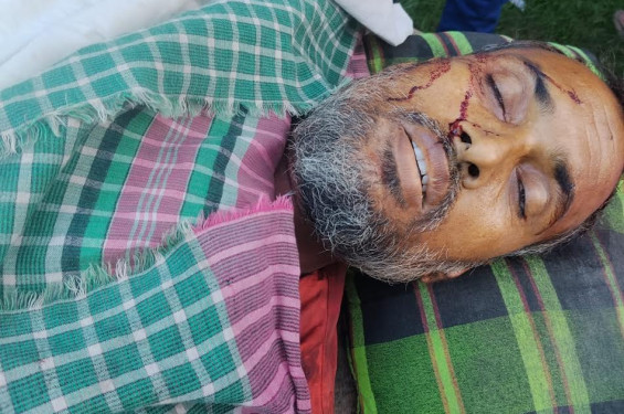 নড়াইলে ভ্যানচালককে পিটিয়ে ও কুপিয়ে হত্যা